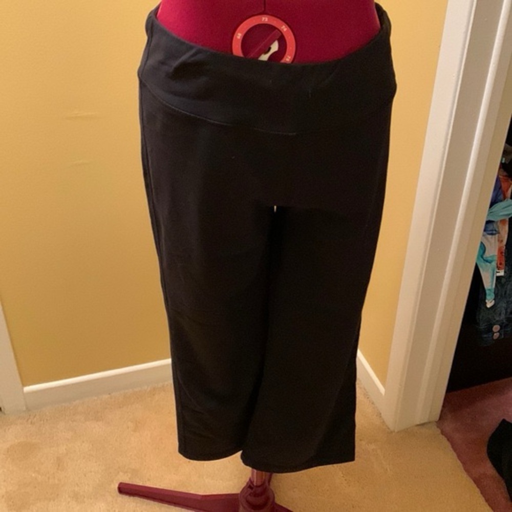 Titika Active Couture 3 4 yoga pants